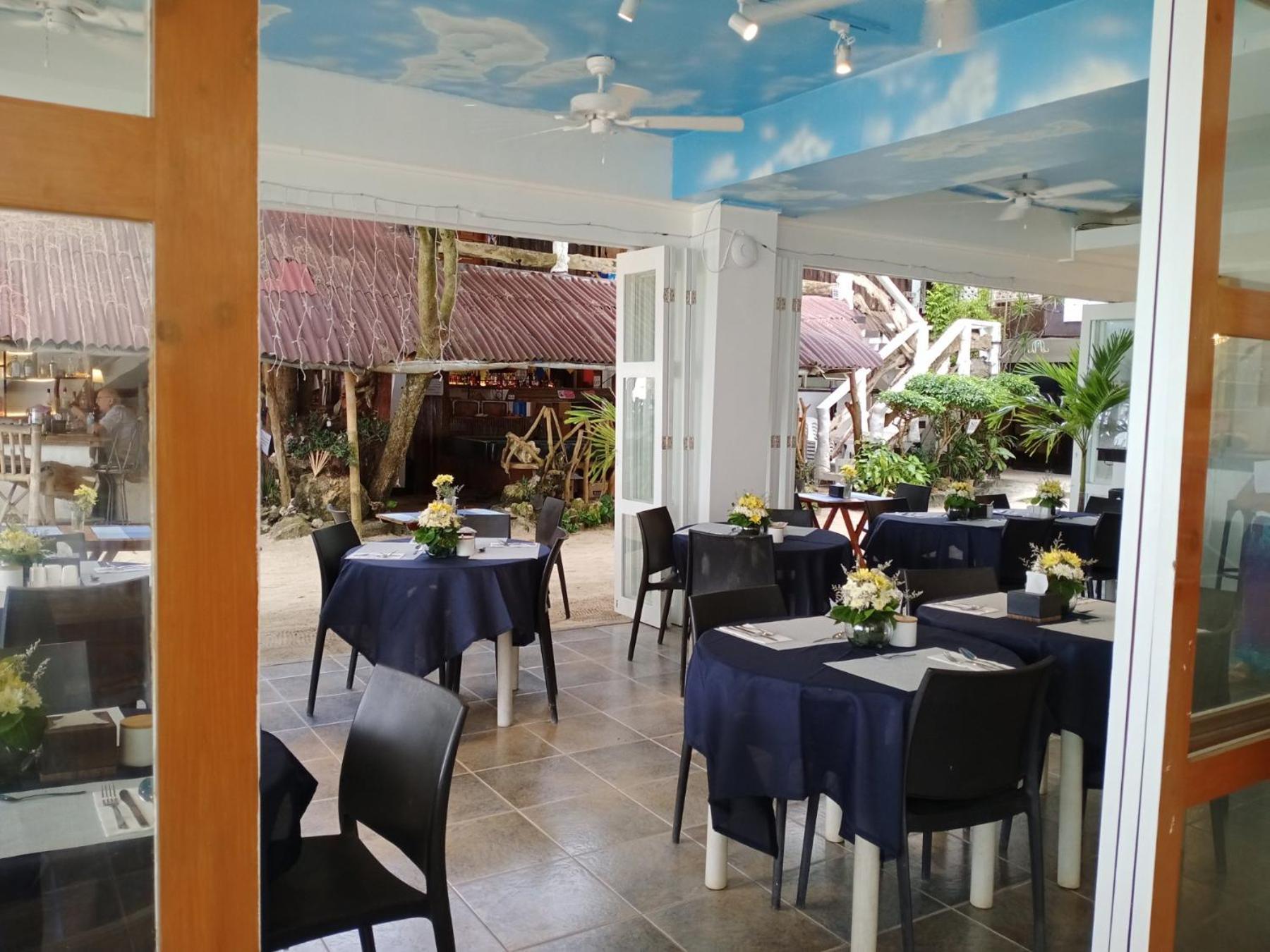 Signature Boracay South Beach Manoc-Manoc Exterior photo